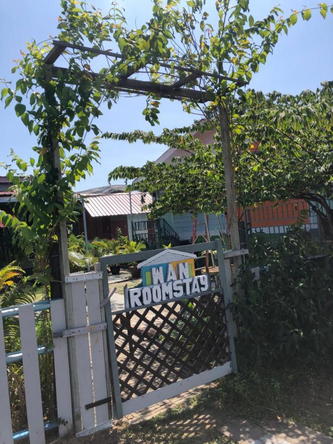 Wan'S Roomstay Langkawi Pantai Cenang  Dış mekan fotoğraf